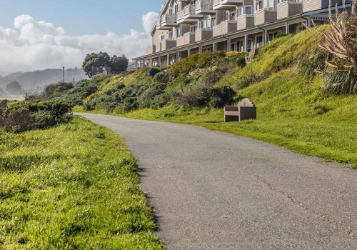 Discover Americas Best Value Inn & Suites in Half Moon Bay